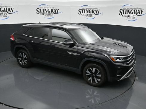 Used 2021 Volkswagen Atlas Cross Sport SE FWD image 18