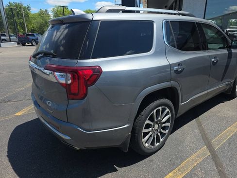 Used 2021 GMC Acadia Denali w/ Denali Ultimate Package AWD/4WD image 5