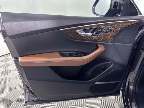 Used 2024 Audi Q8 Premium Plus image 62