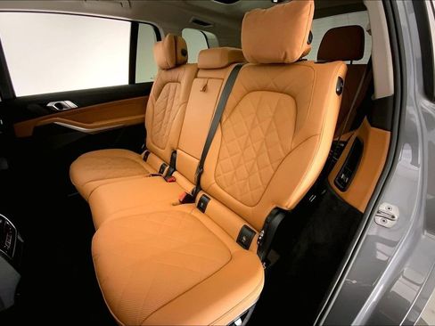 Certified 2024 BMW X7 xDrive40i w/ Executive Package AWD/4WD image 14