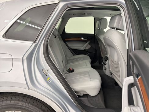 Used 2021 Audi Q5 2.0T Premium Plus w/ Premium Plus Package AWD/4WD image 28