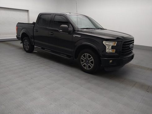 Used 2015 Ford F150 XLT w/ Equipment Group 302A Luxury RWD image 11