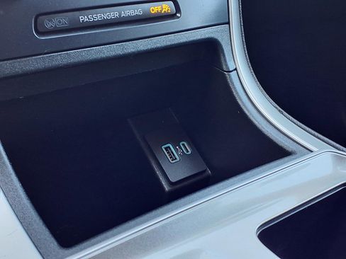 Certified 2023 Ford Edge SEL w/ Convenience Package image 13