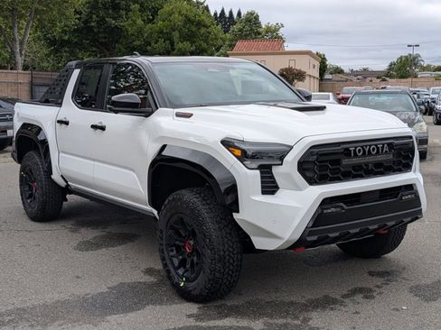 New 2026 Toyota Tacoma TRD Pro AWD/4WD image 6