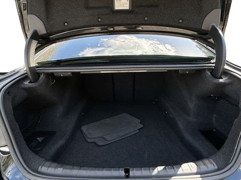 Used 2023 BMW 530i w/ Executive Package image 28