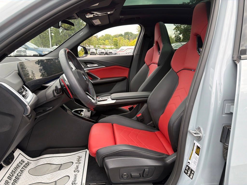 Used 2025 BMW X2 M35i w/ Premium Package AWD/4WD image 12