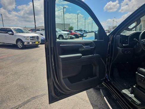 Used 2024 Chevrolet Silverado 1500 LT RWD image 12
