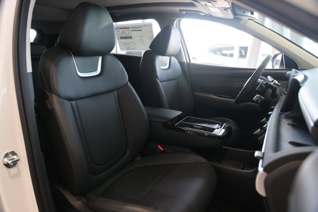New 2026 Hyundai Tucson Limited AWD/4WD image 13