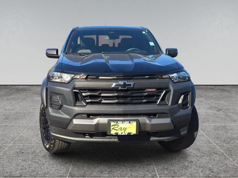 Certified 2024 Chevrolet Colorado Trail Boss w/ Advanced Trailering Package AWD/4WD image 2