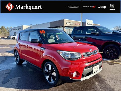Used 2019 Kia Soul + image 1