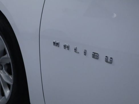 Used 2025 Chevrolet Malibu LT image 10