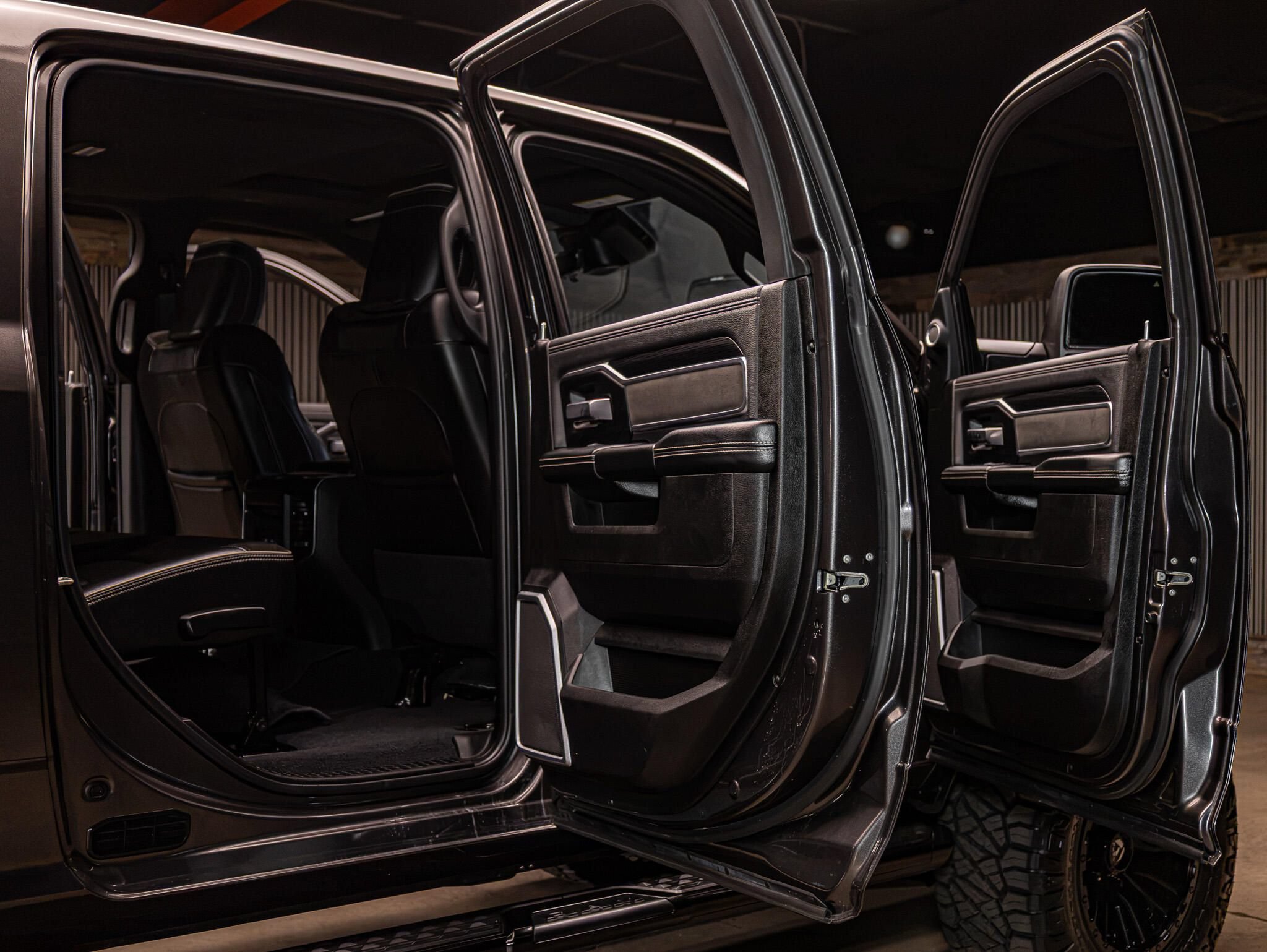 Used 2024 RAM 2500 Laramie w/ Night Edition AWD/4WD image 31