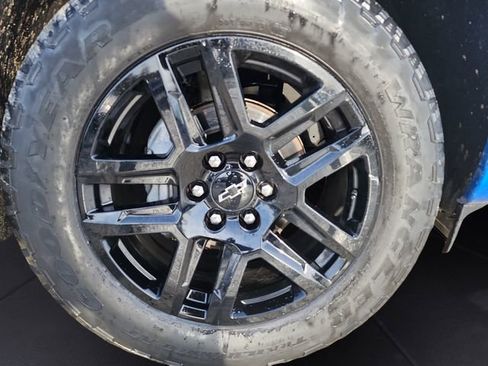 Used 2022 Chevrolet Silverado 1500 RST image 9