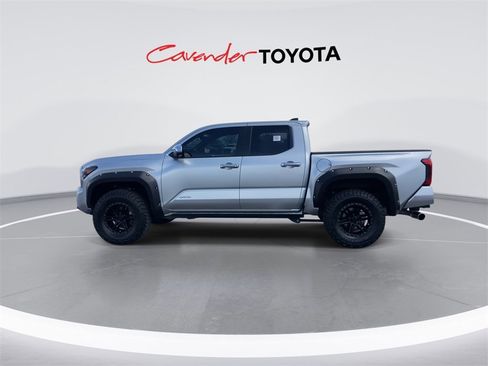 Used 2024 Toyota Tacoma Limited image 5