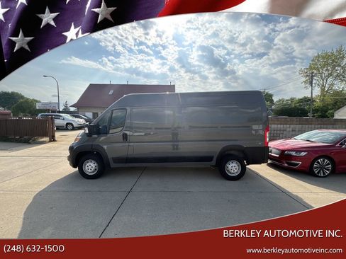 Used 2023 RAM ProMaster 2500 w/ Premium Appearance Group image 1