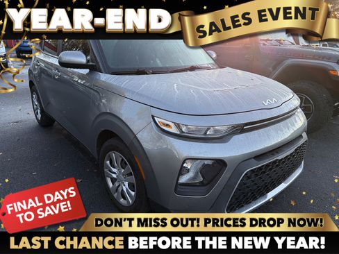 Used 2022 Kia Soul LX image 1