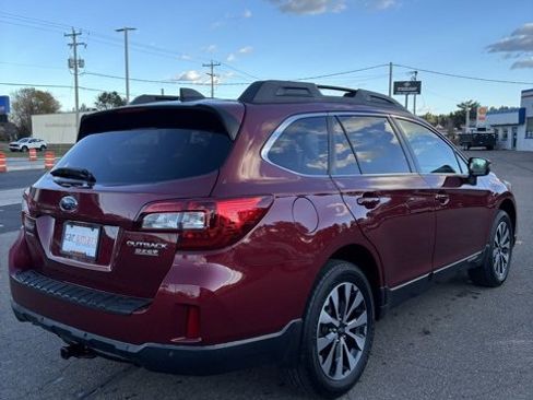 Used 2017 Subaru Outback 2.5i Limited image 7