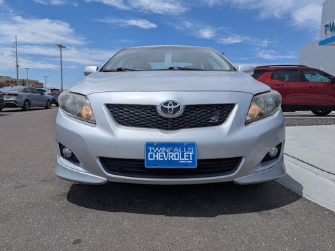 Used 2010 Toyota Corolla FWD image 5