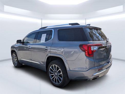 Used 2022 GMC Acadia Denali w/ Denali Technology Package image 5