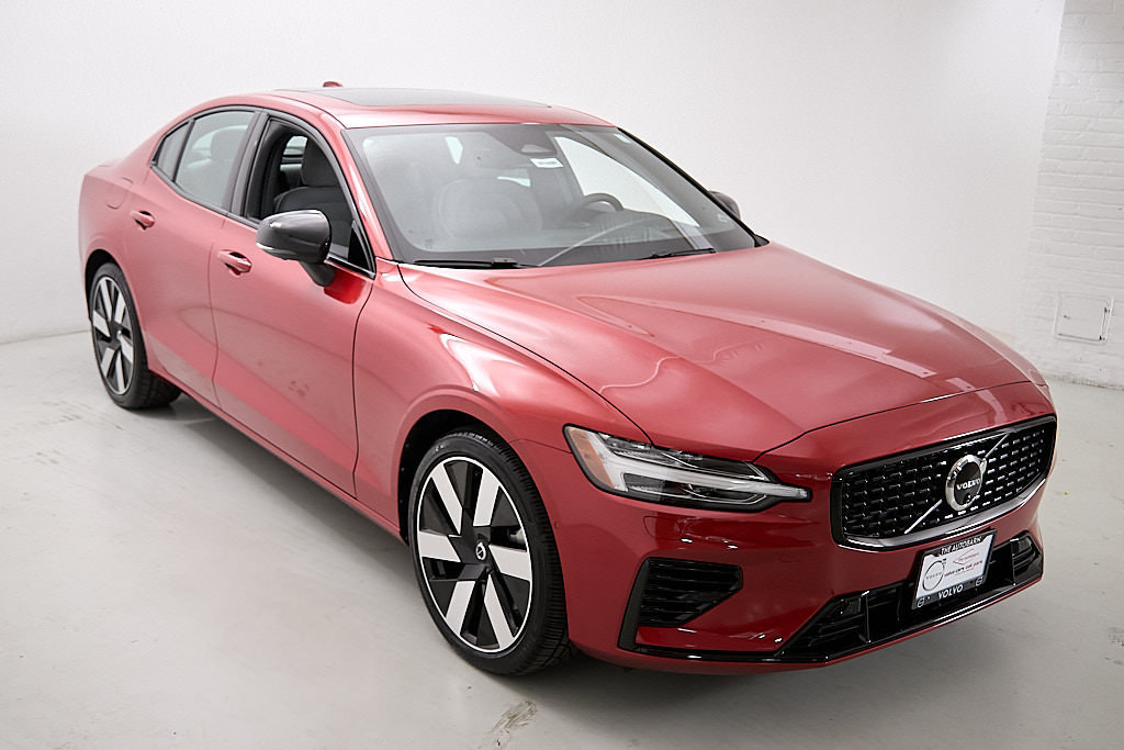 Used 2024 Volvo S60 T8 Ultimate AWD/4WD image 5