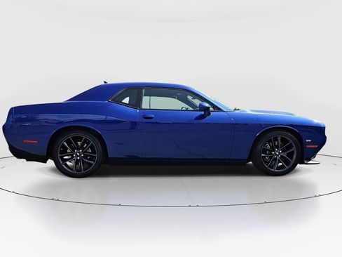 Used 2019 Dodge Challenger R/T Scat Pack RWD image 4