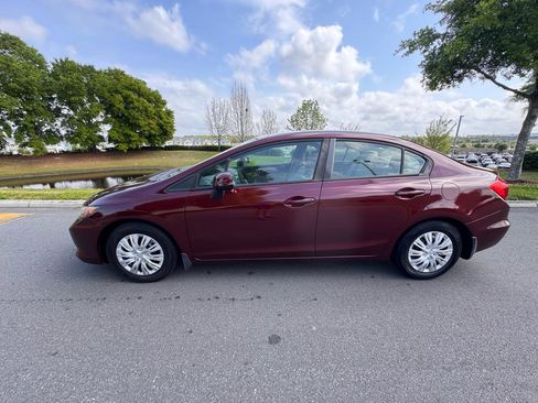 Used 2012 Honda Civic LX image 9