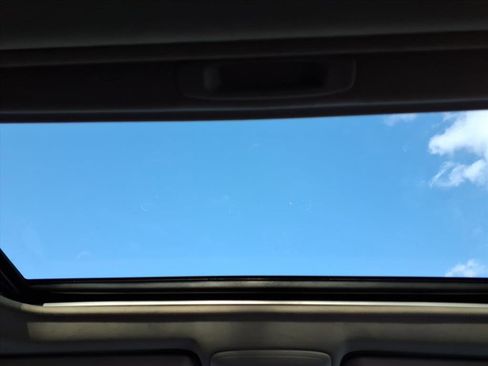 Used 2018 Toyota RAV4 XLE image 8