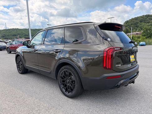 Used 2022 Kia Telluride EX w/ EX Premium Package AWD/4WD image 5