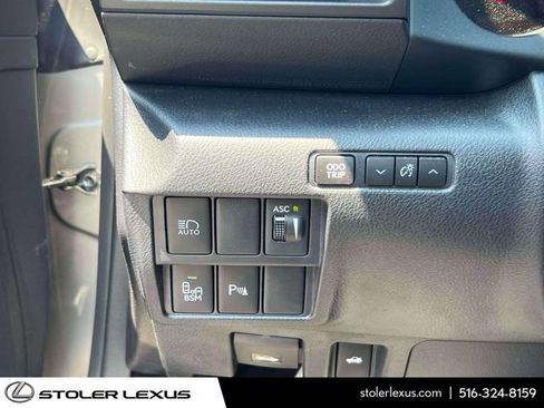 Certified 2022 Lexus RC 350 F Sport RWD image 23