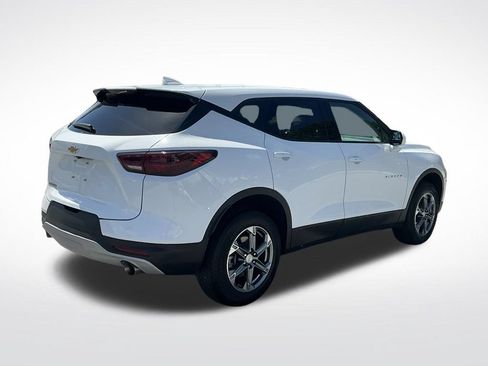 Used 2024 Chevrolet Blazer LT FWD image 11