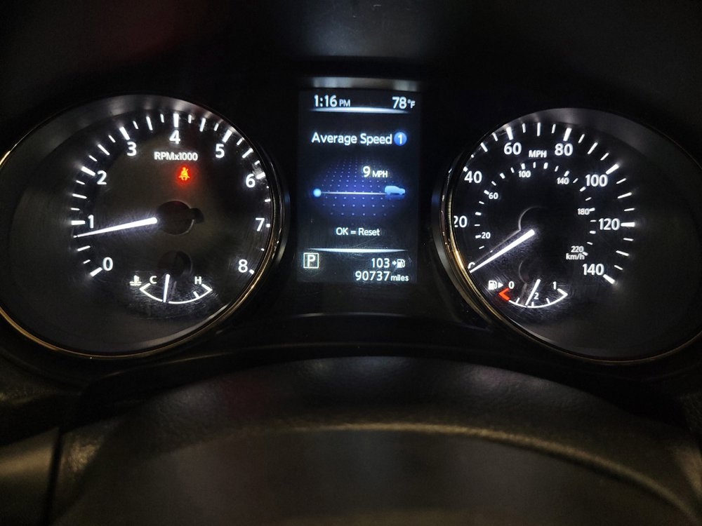 Used 2017 Nissan Rogue SV AWD/4WD image 23