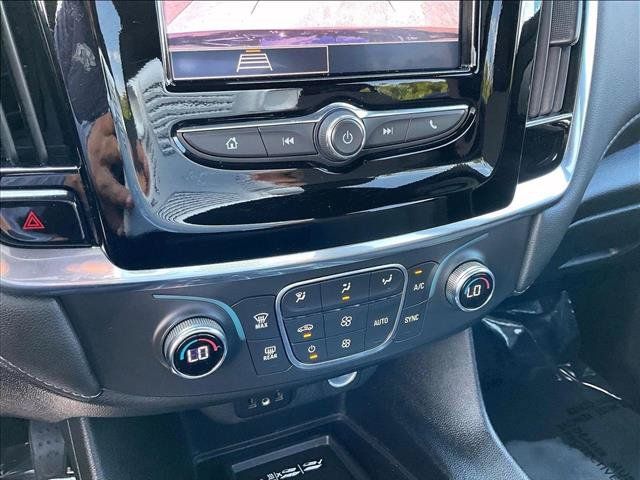 Certified 2023 Chevrolet Traverse LT FWD image 24