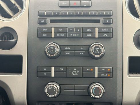 Used 2011 Ford F150 XLT w/ XLT Convenience Pkg RWD image 17