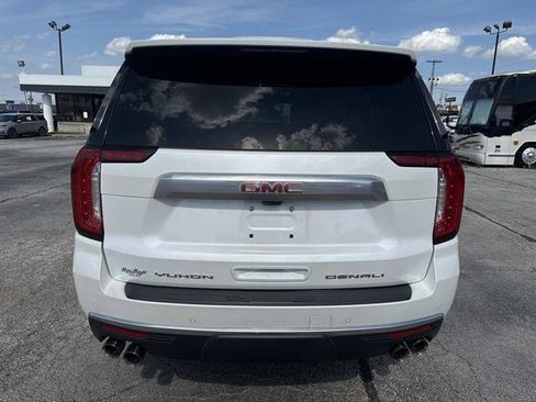 Used 2024 GMC Yukon XL Denali w/ Advanced Technology Package AWD/4WD image 5