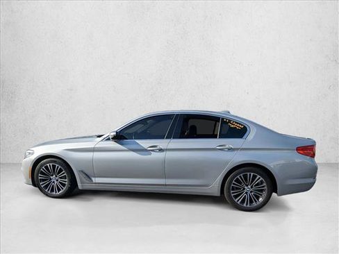 Used 2019 BMW 530i w/ Convenience Package image 9