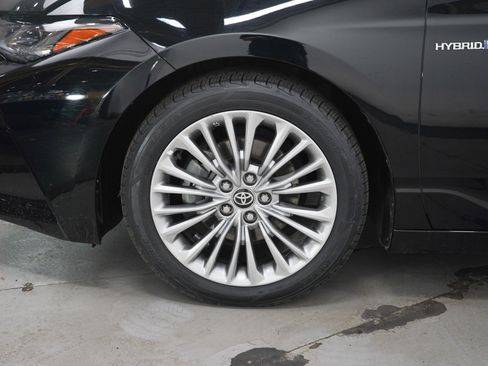Used 2021 Toyota Avalon Limited w/ Advanced Safety Package FWD image 30