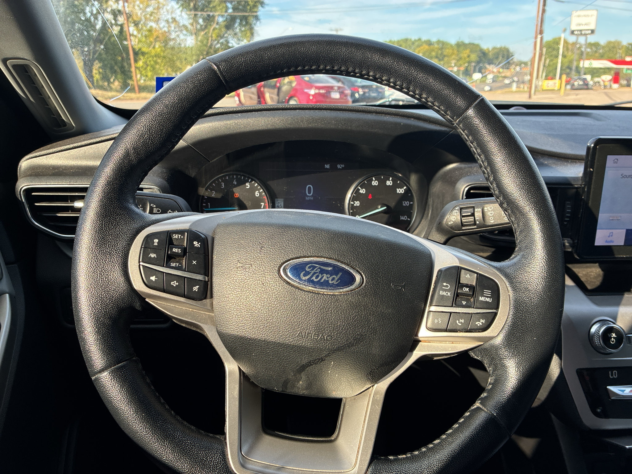 Used 2021 Ford Explorer XLT w/ Equipment Group 202A RWD image 24