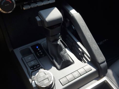 New 2025 Toyota Tacoma TRD Off-Road image 33