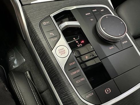 Used 2025 BMW 330i xDrive 330i xDrive w/ Premium Package image 25