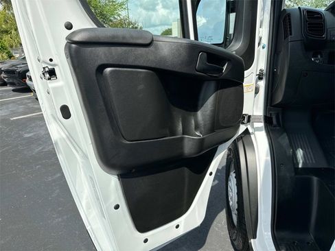 New 2024 RAM ProMaster 3500 w/ Convenience Group image 16