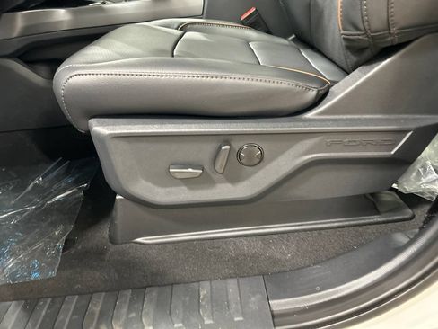 New 2026 Ford F350 Lariat w/ Lariat Ultimate Package AWD/4WD image 11