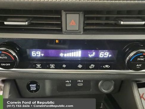 Used 2024 Nissan Rogue SV image 19