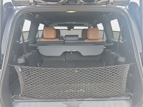 Used 2024 Lexus GX 550 w/ Accessory Package (Z1) AWD/4WD image 12