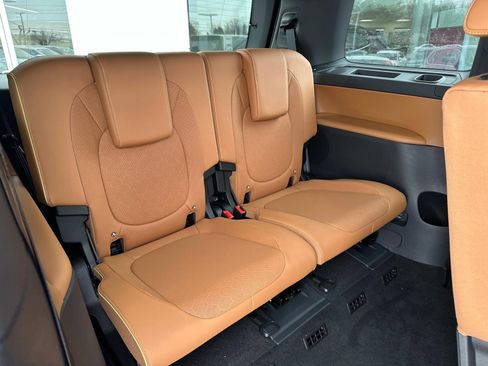 New 2025 Volkswagen ID. Buzz Pro S image 6