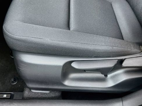 Used 2024 Toyota Corolla LE FWD image 20