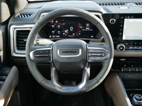 New 2026 GMC Canyon Denali AWD/4WD image 11
