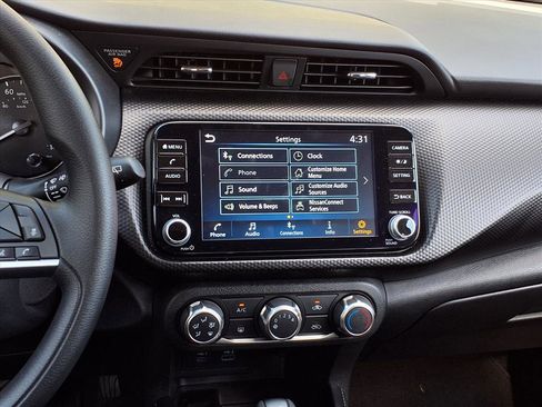 Certified 2024 Nissan Kicks SV image 16