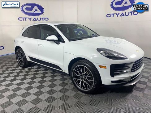 Used 2020 Porsche Macan AWD/4WD image 1