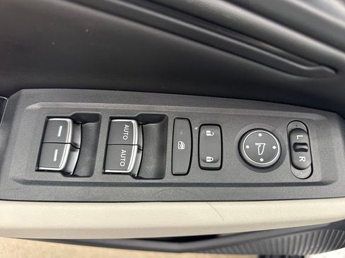 New 2026 Honda Accord EX-L image 12