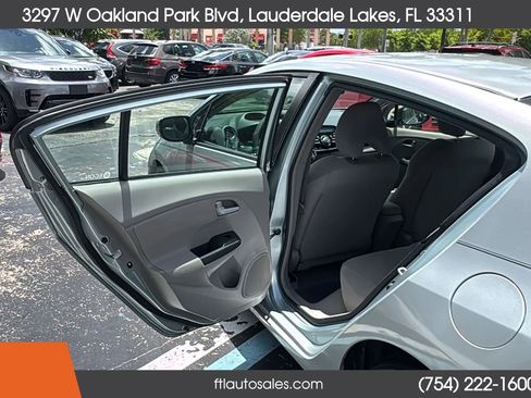 Used 2012 Honda Insight LX image 23